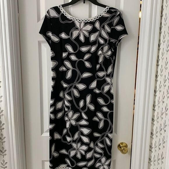 Joseph Ribicoff Size 12 black and white floral dress - Picture 1 of 10